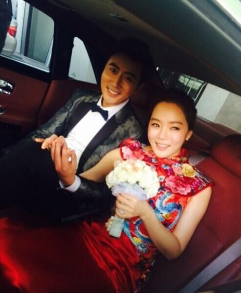 Chae chính thức lên xe hoa lần 2. Chae chính thức lên xe hoa lần 2.