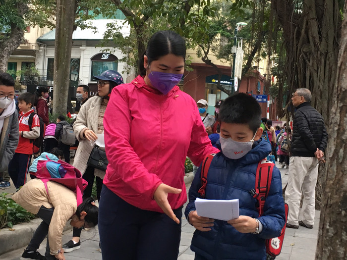 Cùng nhau bảo vệ sức khỏe. ảnh: Vũ Phương.