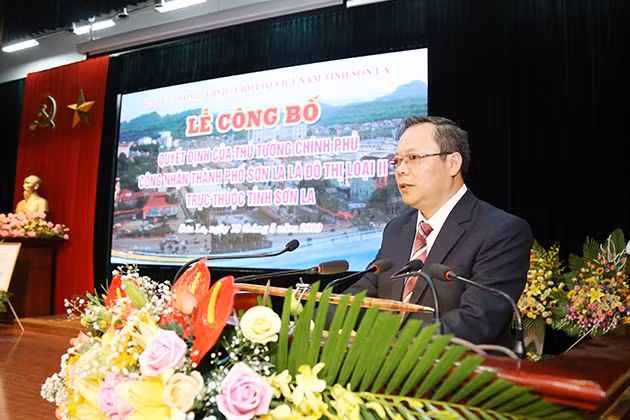 Chủ tịch Hội đồng nhân dân tỉnh Sơn La Nguyễn Thái Hưng bị kỷ luật vì vợ