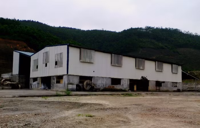 Nhà máy đầu tư gần một trăm tỉ đồng đang 'nằm chết' vì quyết định vội vàng của thành phố Uông Bí