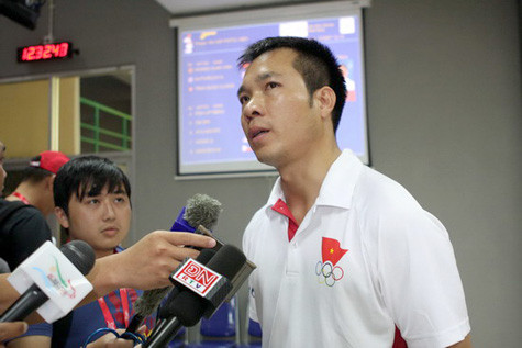 Lão tướng Hoàng Xuân Vinh đoạt HCB.