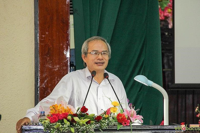 Ông Phạm Văn Ngọc, Trưởng phòng Giáo dục và Đào tạo Thành phố Vũng Tàu chuẩn bị nghỉ hưu theo chế độ. Ảnh: Plo.vn Ông Phạm Văn Ngọc, Trưởng phòng Giáo dục và Đào tạo Thành phố Vũng Tàu chuẩn bị nghỉ hưu theo chế độ. Ảnh: Plo.vn