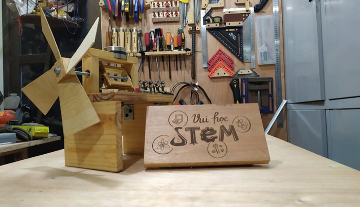 Xưởng maker tại nhà Dũng, nơi sinh hoạt của câu lạc bộ Vui học STEM. (Ảnh CTVCC) Xưởng maker tại nhà Dũng, nơi sinh hoạt của câu lạc bộ Vui học STEM. (Ảnh CTVCC)