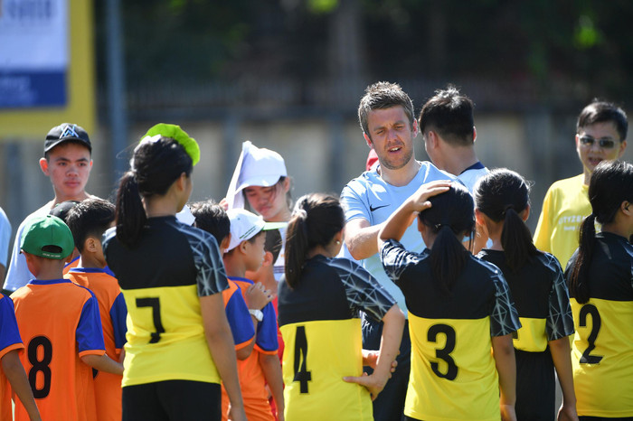 Các huấn luyện viên của Câu lạc bộ Manchester City đã cùng hỗ trợ các "cầu thủ nhí" trong ngày hội Các huấn luyện viên của Câu lạc bộ Manchester City đã cùng hỗ trợ các "cầu thủ nhí" trong ngày hội