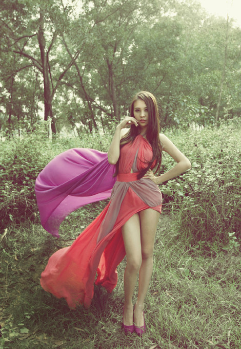 Nếu như ở album Vol1, Đàm Thu Trang chọn dòng nhạc R&B làm chủ đạo thì “Nguyện ước quay về” lại mang hơi hướng pop ballad có giai điệu nhẹ nhàng, lãng mạn.