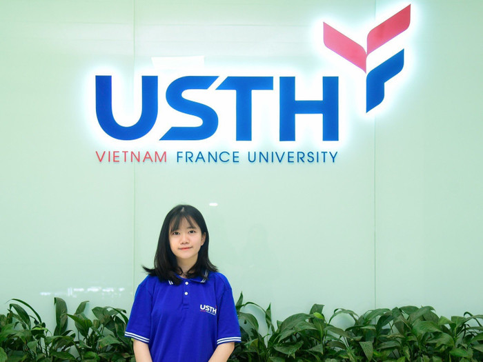 Lê Tú Anh tại Trường Đại học Khoa học và Công nghệ Hà Nội (Trường Đại học Việt - Pháp). Ảnh: Nhân vật cung cấp Lê Tú Anh tại Trường Đại học Khoa học và Công nghệ Hà Nội (Trường Đại học Việt - Pháp). Ảnh: Nhân vật cung cấp