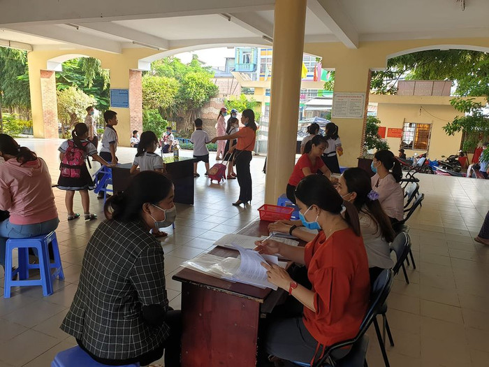 Cho tới nay, trường tiểu học Lê Văn Thọ vẫn tiếp nhận học sinh vào học lớp 1 (Ảnh: P.L)