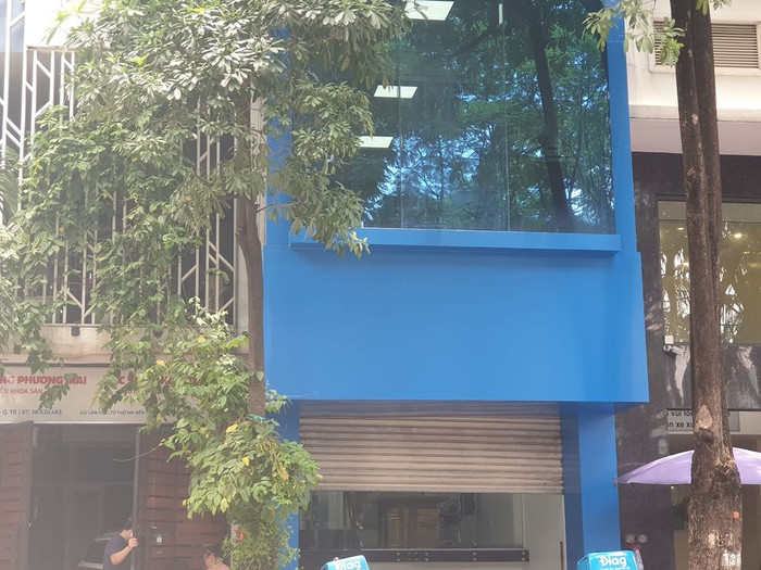 Một địa điểm của Trung tâm Anh ngữ Đại Bàng ở quận 10 đã trả mặt bằng (ảnh: P.L) Một địa điểm của Trung tâm Anh ngữ Đại Bàng ở quận 10 đã trả mặt bằng (ảnh: P.L)