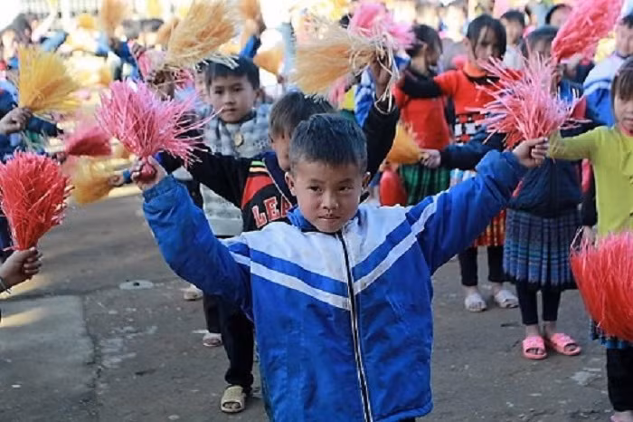 Tâm huyết của người giáo viên không để học sinh phải bỏ học (Ảnh:V.N) Tâm huyết của người giáo viên không để học sinh phải bỏ học (Ảnh:V.N)
