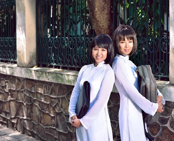 Ngọc Linh từng được ông hoàng nhạc Pop Michael Jackson mời sang Singapore hát cùng ông trong một Concert. Hiện tại, Ngọc Linh đã từ bỏ con đường ca hát và lập gia đình, cô có một cô công chúa nhỏ.