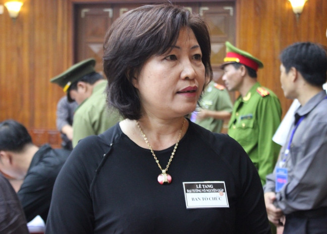 Bà Nguyễn Thị Thanh Hương, Phó chủ tịch HĐND tỉnh Quảng Bình - thành viên Ban tổ chức tang lễ tại Quảng Bình (Ảnh Viết Cường) Bà Nguyễn Thị Thanh Hương, Phó chủ tịch HĐND tỉnh Quảng Bình - thành viên Ban tổ chức tang lễ tại Quảng Bình (Ảnh Viết Cường)