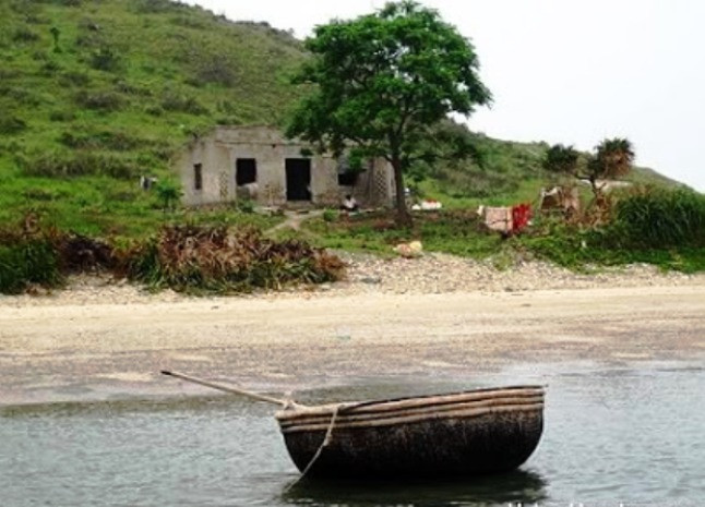 Một hòn đảo còn hoang sơ nhưng tiềm năng du lịch rất lớn Một hòn đảo còn hoang sơ nhưng tiềm năng du lịch rất lớn