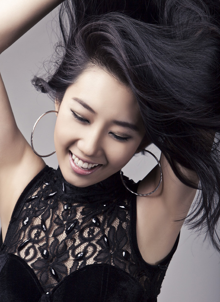 Cuộc thi Nữ Hoàng Du lịch Quốc tế diễn ra từ ngày 17/12 đến 29/12/2011 tại Tây An - Trung Quốc.