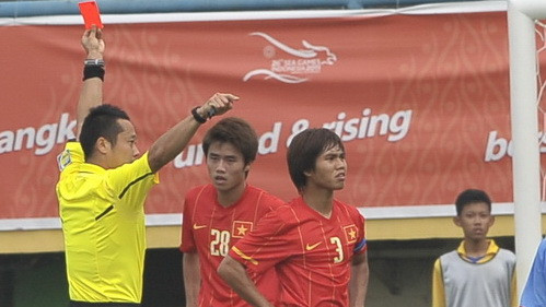 Long Giang không thể thi đấu là một mất mát rất lớn cho U.23 VN Long Giang không thể thi đấu là một mất mát rất lớn cho U.23 VN