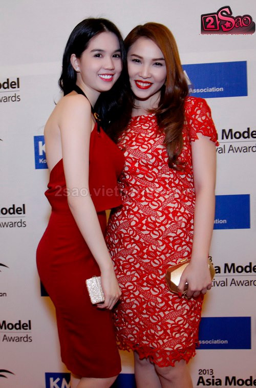 Nhưng có vẻ như 'tỉ số' càng ngày càng chênh lệch nghiêm trọng Nhưng có vẻ như 'tỉ số' càng ngày càng chênh lệch nghiêm trọng