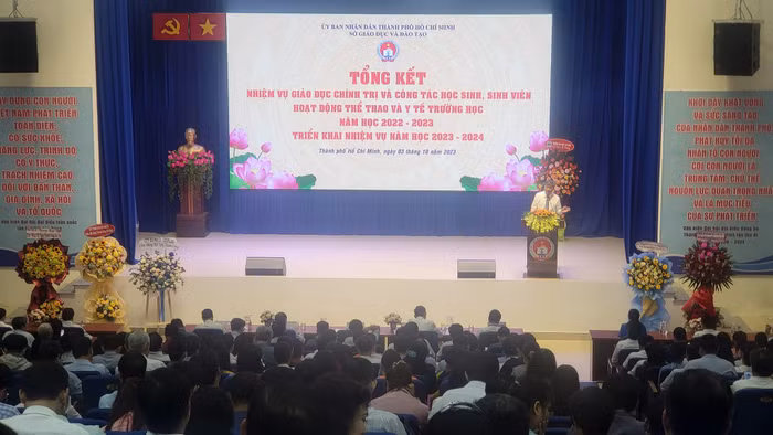 Toàn cảnh hội nghị được tổ chức vào ngày 3/10 ở Trường Đại học Sài Gòn (ảnh: V.D)