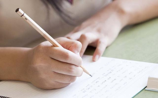 Nhiều câu chuyện bi hài liên quan đến chuyện thi học sinh giỏi các cấp. (Ảnh minh họa trên VOV)