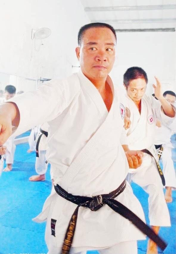 Chân dung thầy giáo, võ sư Lê Trọng Hải. Ảnh: Nhân vật cung cấp. Chân dung thầy giáo, võ sư Lê Trọng Hải. Ảnh: Nhân vật cung cấp.