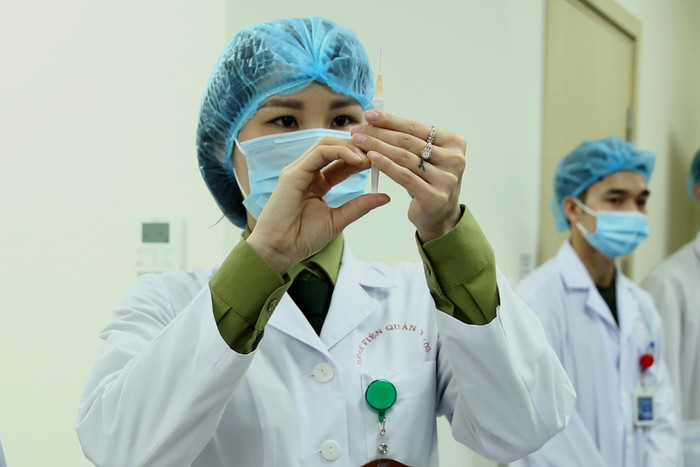 Sáng 26/2, vaccine Nanocovax được nghiên cứu, phát triển trong nước bước vào giai đoạn thử nghiệm thứ hai. dự kiến kéo dài 3 tháng, so với 6 tháng như kế hoạch ban đầu. Ảnh: VGP Sáng 26/2, vaccine Nanocovax được nghiên cứu, phát triển trong nước bước vào giai đoạn thử nghiệm thứ hai. dự kiến kéo dài 3 tháng, so với 6 tháng như kế hoạch ban đầu. Ảnh: VGP