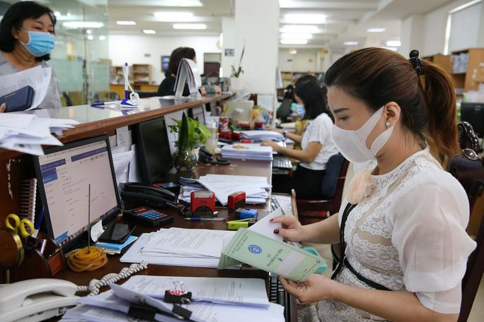 Giáo viên nghỉ bệnh mỗi năm trên 40 ngày, có được tinh giản biên chế? (Ảnh minh hoạ: Nld.com.vn) Giáo viên nghỉ bệnh mỗi năm trên 40 ngày, có được tinh giản biên chế? (Ảnh minh hoạ: Nld.com.vn)
