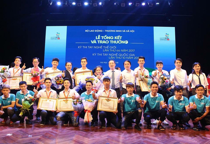 Nhiều sinh viên của Trường đạt giải cao trong các kỳ thi tay nghề. Ảnh: NTCC