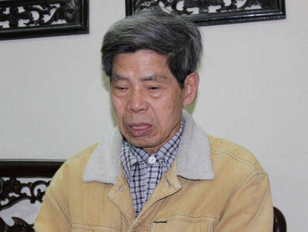 Ông Viễn- bố đẻ nạn nhân Lê Thị Thanh Huyền cũng rất bất ngờ trước kết luận giám định ADN. Ảnh: VIẾT CƯỜNG Ông Viễn- bố đẻ nạn nhân Lê Thị Thanh Huyền cũng rất bất ngờ trước kết luận giám định ADN. Ảnh: VIẾT CƯỜNG