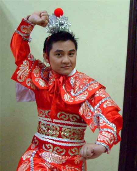 Nghệ sĩ Anh Vũ. Nghệ sĩ Anh Vũ.