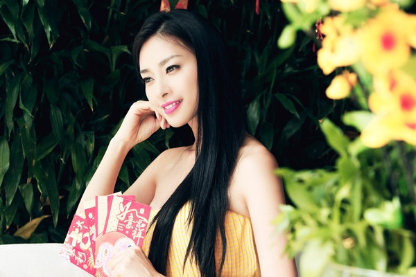 Vẻ đẹp trẻ trung, rạng rời của diễn viên khi bước sang tuổi 34. Vẻ đẹp trẻ trung, rạng rời của diễn viên khi bước sang tuổi 34.