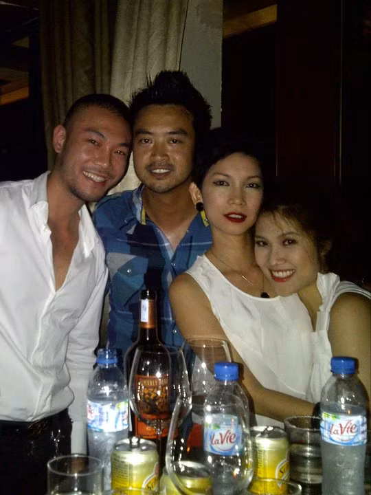 Chuph cùng Xuân Lan (thứ 2 từ phải sang), Doãn Tuấn.