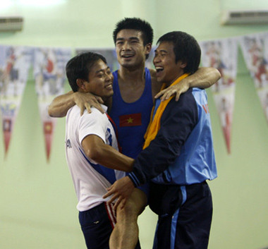 VĐV Thế Anh. Ảnh: Bóng đá + VĐV Thế Anh. Ảnh: Bóng đá +