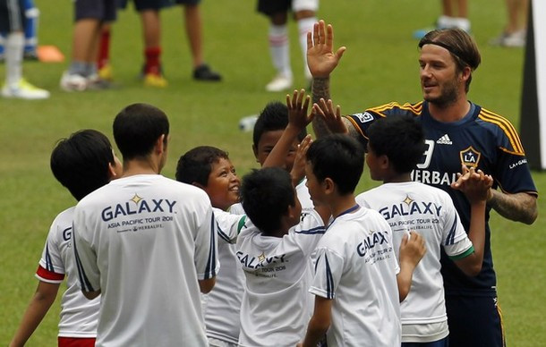 Beckham cũng rất biết truyền cảm hứng cho các “học trò” Beckham cũng rất biết truyền cảm hứng cho các “học trò”