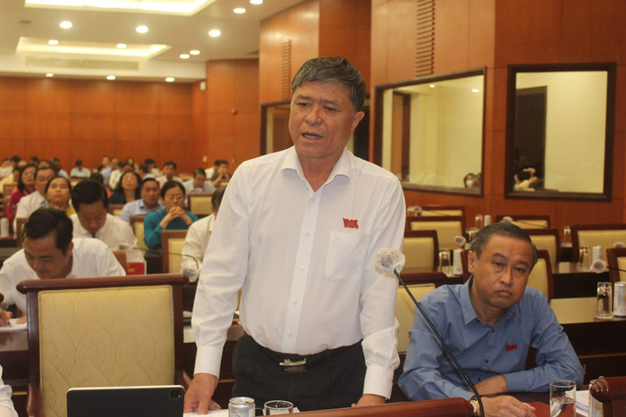 Ông Nguyễn Văn Hiếu - Giám đốc Sở Giáo dục và Đào tạo Thành phố Hồ Chí Minh phát biểu (ảnh: P.L) Ông Nguyễn Văn Hiếu - Giám đốc Sở Giáo dục và Đào tạo Thành phố Hồ Chí Minh phát biểu (ảnh: P.L)