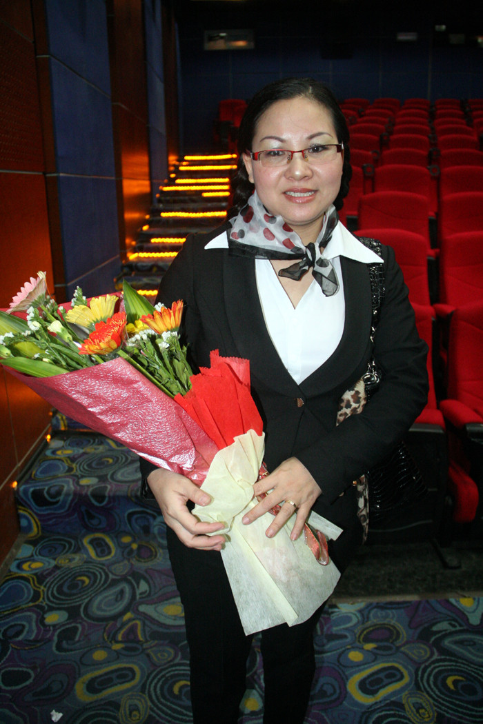 Trước khi kết hôn, 2 người từng là bạn học cùng nhau nhiều năm liền và chơi với nhau rất thân.