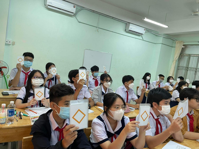 Một tiết học Metaverse của học sinh Trường trung học phổ thông chuyên Trần Đại Nghĩa, quận 1 (ảnh: EMG)