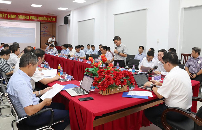 Toàn cảnh cuộc họp rà soát tiến độ dự án Toàn cảnh cuộc họp rà soát tiến độ dự án