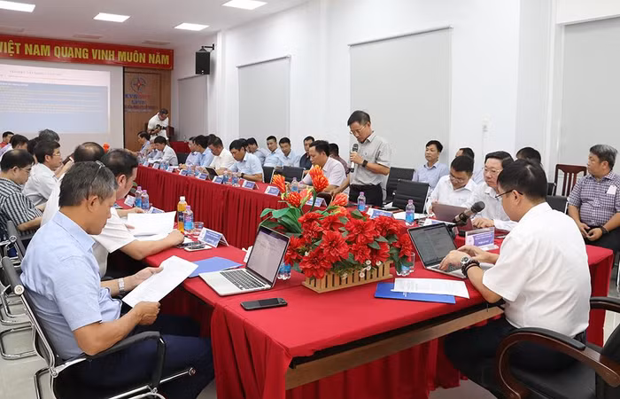 Toàn cảnh cuộc họp rà soát tiến độ dự án