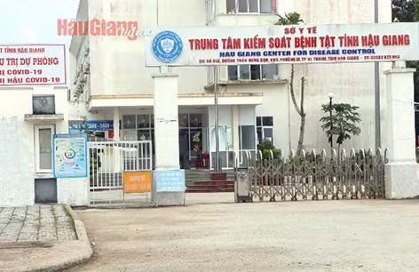 Trung tâm kiểm soát bệnh tật tỉnh Hậu Giang, đơn vị có nhiều cán bộ, quản lý bị cách chức do có liên quan đến việc mua sắm kít test của Công ty Việt Á.