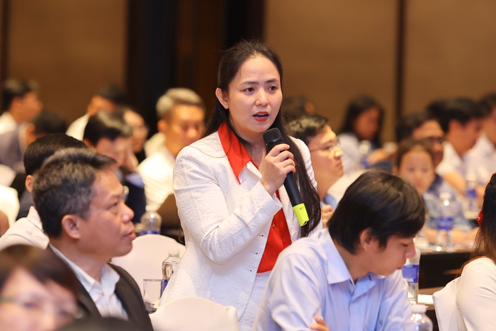 Tiến sĩ Nguyễn Minh Huyền Trang phát biểu tại hội thảo (ảnh: DHV) TS. Nguyễn Minh Huyền Trang - 7.JPG