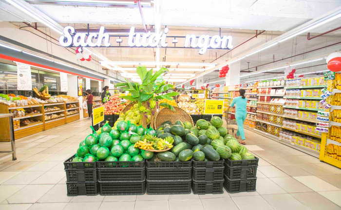 VinMart, VinMart+ hiện là hệ thống bán lẻ dẫn đầu về độ phủ và uy tín tại Việt Nam VinMart, VinMart+ hiện là hệ thống bán lẻ dẫn đầu về độ phủ và uy tín tại Việt Nam