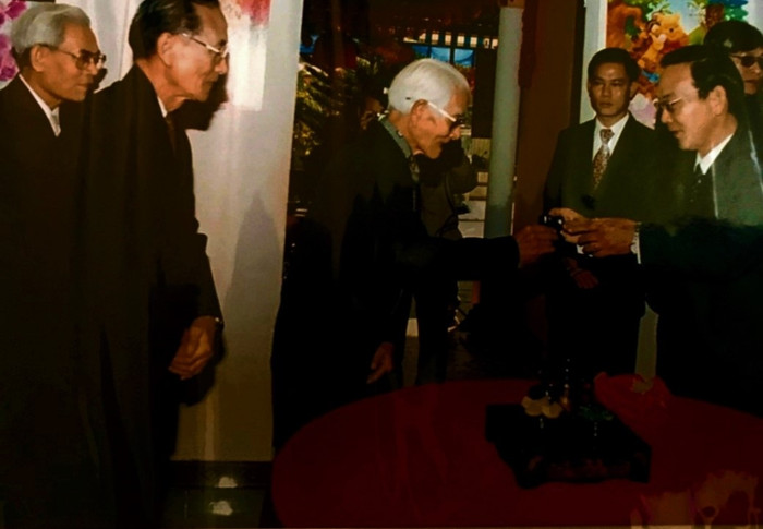 Lễ nhập trạch tại gia đình nhà trai. Lễ nhập trạch tại gia đình nhà trai.