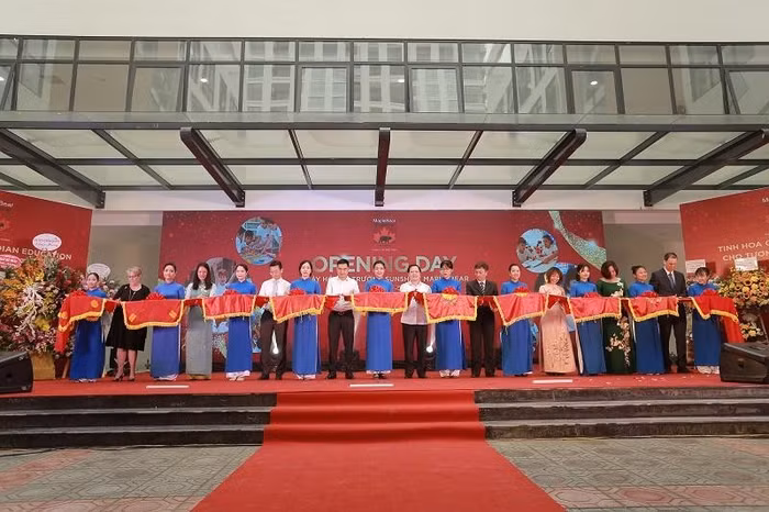 Lễ cắt băng khánh thành khai trương Trường Tiểu học Quốc tế Sunshine Maple Bear