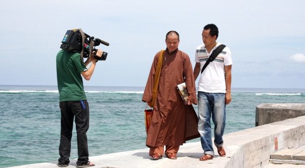 Phỏng vấn đại đức Thích Thanh Nguyên Phỏng vấn đại đức Thích Thanh Nguyên