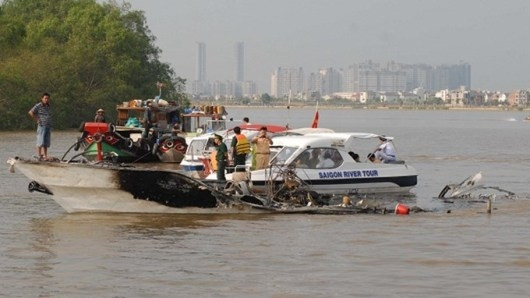 Hiện trường vụ tàu cánh ngầm cháy hồi tháng 1/2014 (Ảnh: internet)