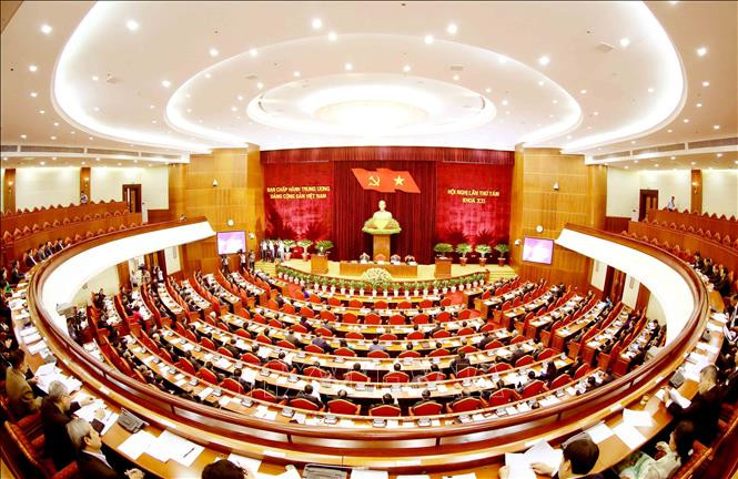 Ngày 25/10/2018, thay mặt Ban Chấp hành Trung ương, Tổng Bí thư Nguyễn Phú Trọng đã ký ban hành Quy định trách nhiệm nêu gương của cán bộ, đảng viên (Quy định số 08-QĐi/TW). Ảnh: TTXVN Ngày 25/10/2018, thay mặt Ban Chấp hành Trung ương, Tổng Bí thư Nguyễn Phú Trọng đã ký ban hành Quy định trách nhiệm nêu gương của cán bộ, đảng viên (Quy định số 08-QĐi/TW). Ảnh: TTXVN