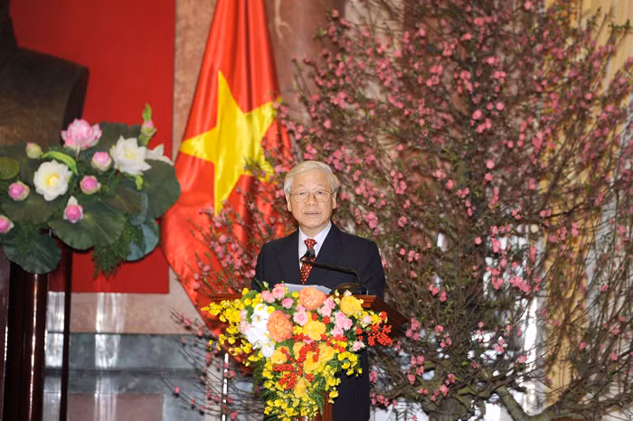 Tổng Bí thư, Chủ tịch nước Nguyễn Phú Trọng chúc Tết các đồng chí lão thành cách mạng, lãnh đạo và nguyên lãnh đạo Đảng, Nhà nước, Mặt trận Tổ quốc Việt Nam, các bộ, ban, ngành và thành phố Hà Nội - Ảnh: VGP/Nhật Bắc