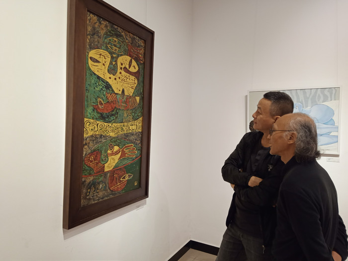 Chuyên gia nghệ thuật, khách mời chia sẻ, bình luận về những tác phẩm nghệ thuật (Ảnh: Phạm Minh) Chuyên gia nghệ thuật, khách mời chia sẻ, bình luận về những tác phẩm nghệ thuật (Ảnh: Phạm Minh)