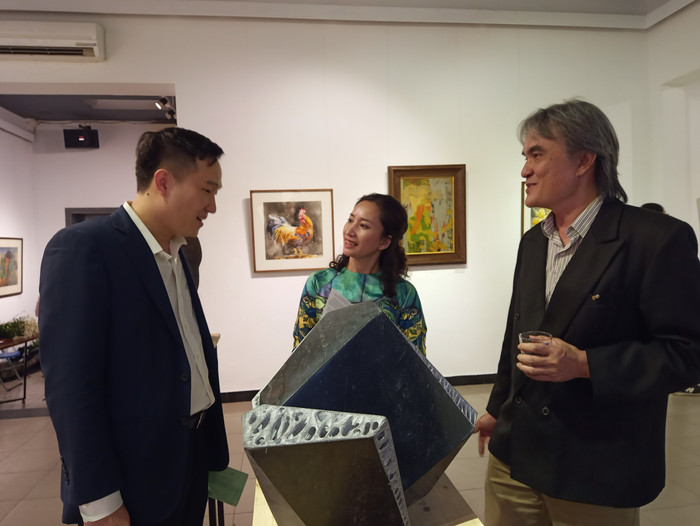 Cuộc gặp gỡ xúc động của các thế hệ thầy trò Trường Đại học Kiến trúc Hà Nội (Ảnh: Phạm Minh) Cuộc gặp gỡ xúc động của các thế hệ thầy trò Trường Đại học Kiến trúc Hà Nội (Ảnh: Phạm Minh)