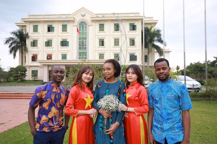 Những năm gần đây, Đại học Thái Nguyên là nơi thu hút nhiều sinh viên quốc tế tới học tập và nghiên cứu.