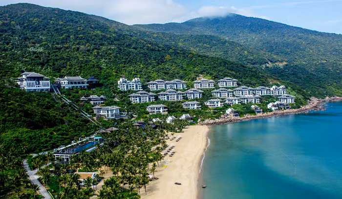 InterContinental Danang Sun Peninsula Resort tọa lạc tại bán đảo Sơn Trà.