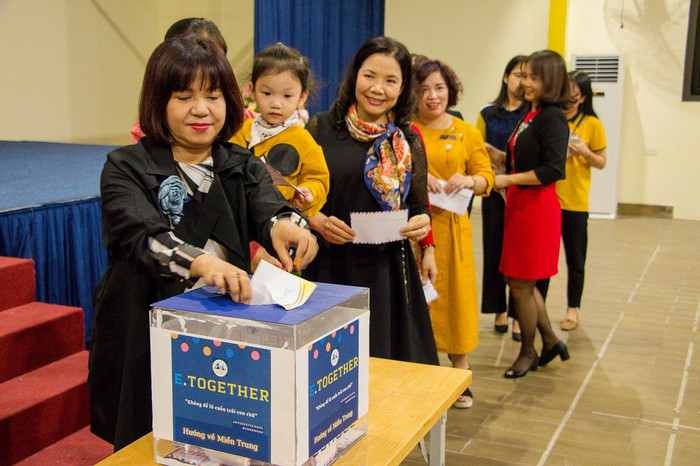 Đợt 1, trường Everest phát động ủng hộ “Ít nhất một ngày lương” trong đội ngũ giáo viên, cán bộ nhân viên Nhà trường. Ảnh: Nhà trường cung cấp Đợt 1, trường Everest phát động ủng hộ “Ít nhất một ngày lương” trong đội ngũ giáo viên, cán bộ nhân viên Nhà trường. Ảnh: Nhà trường cung cấp